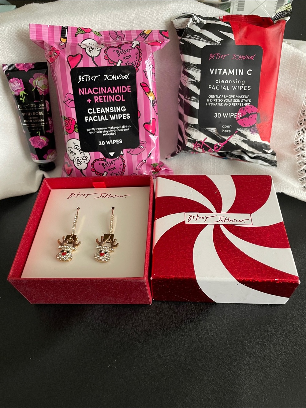 Betsey Johnson gold reindeer drop earrings- Hand Cream- 2 Facial Wipes NEW